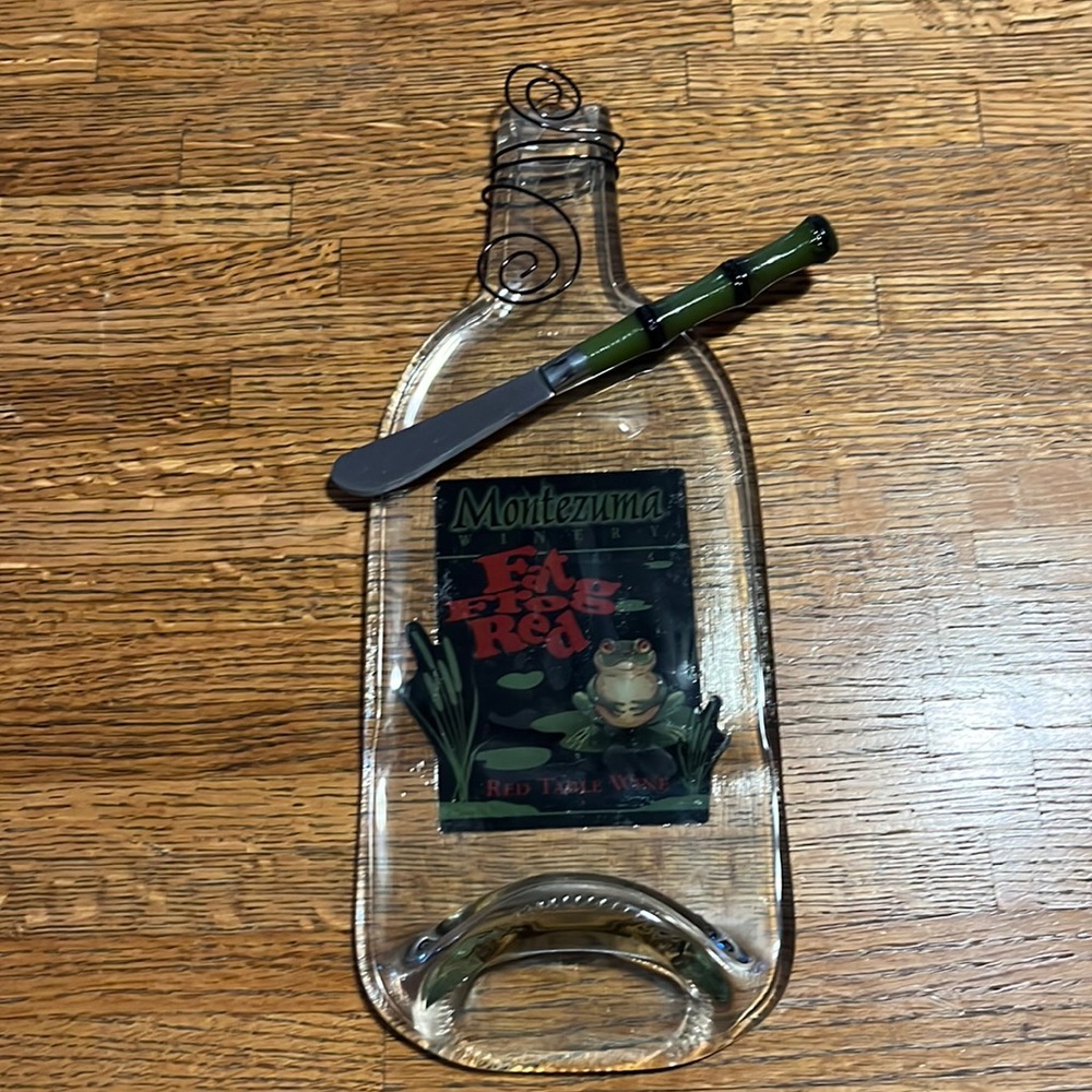 Flat Bottle Cheese Board w/ Knife